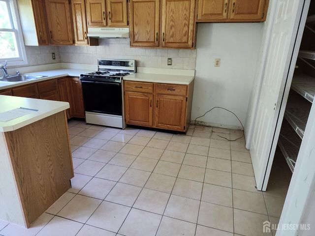 106 Northampton Drive, Holmdel, NJ 07733