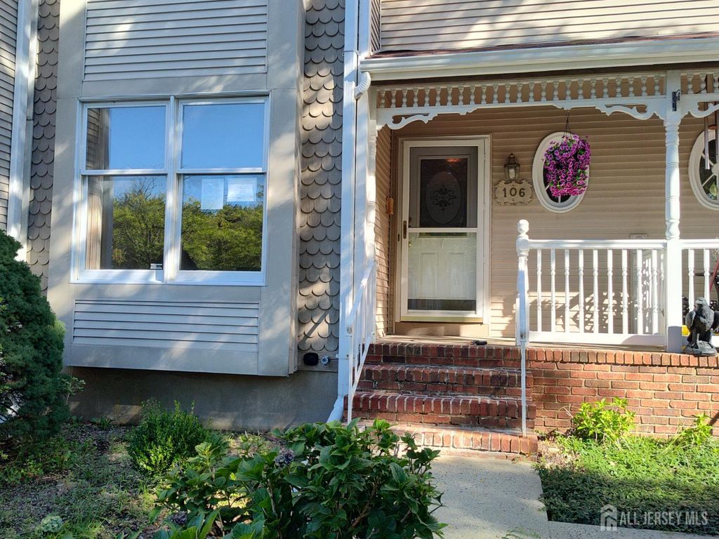 106 Northampton Drive, Holmdel, NJ 07733