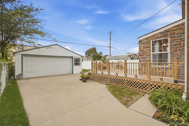 17337 Kentucky Street, Detroit, MI 48221