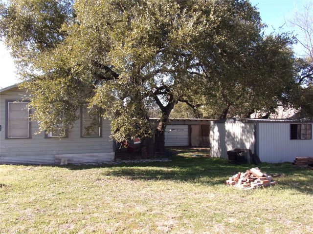507 S Cherokee Street, San Saba, TX 76877