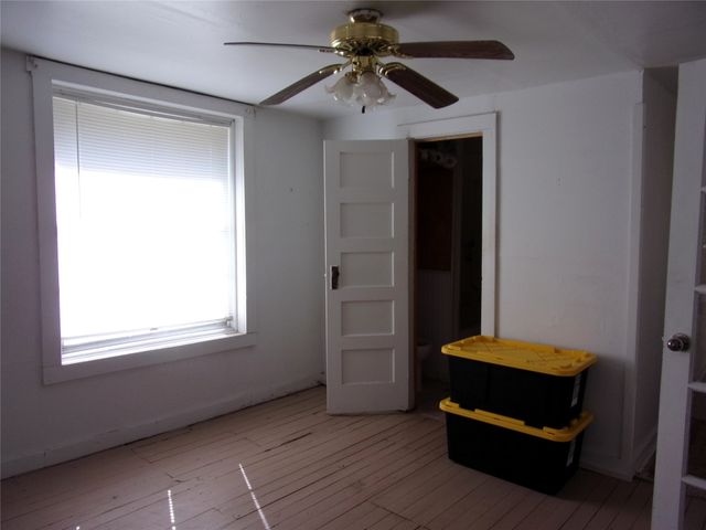 507 S Cherokee Street, San Saba, TX 76877