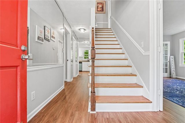 889 Valley Creek Drive, Stone Mountain, GA 30083