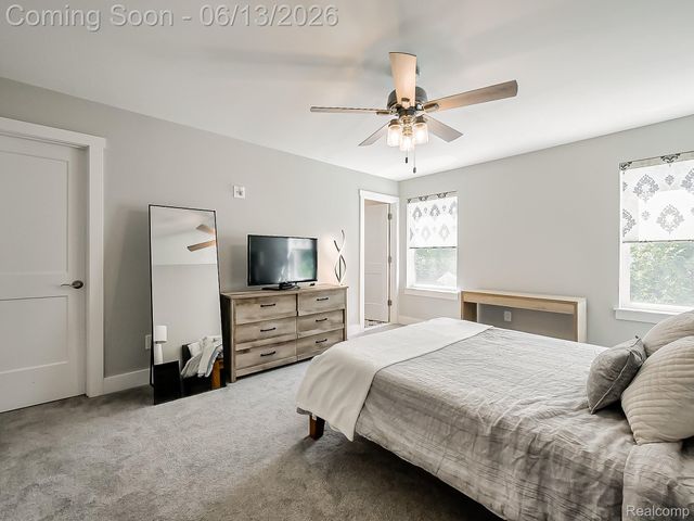1724 Taylor Avenue, Royal Oak, MI 48067