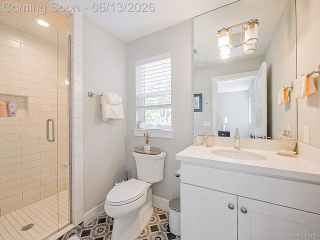 1724 Taylor Avenue, Royal Oak, MI 48067