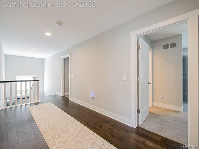 1724 Taylor Avenue, Royal Oak, MI 48067