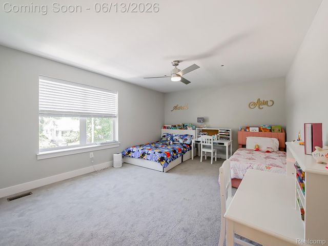 1724 Taylor Avenue, Royal Oak, MI 48067