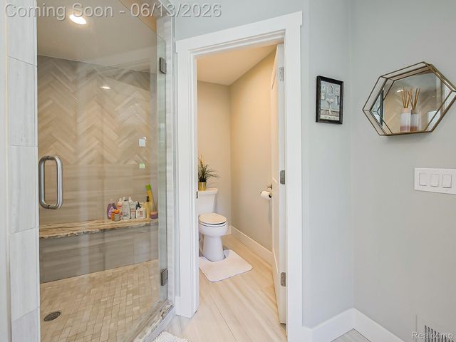 1724 Taylor Avenue, Royal Oak, MI 48067