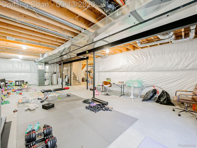 1724 Taylor Avenue, Royal Oak, MI 48067
