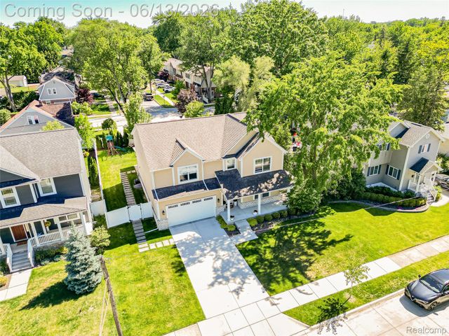 1724 Taylor Avenue, Royal Oak, MI 48067