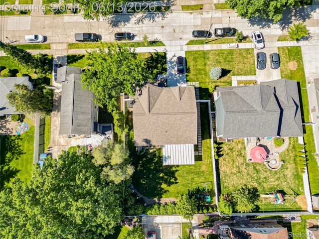 1724 Taylor Avenue, Royal Oak, MI 48067