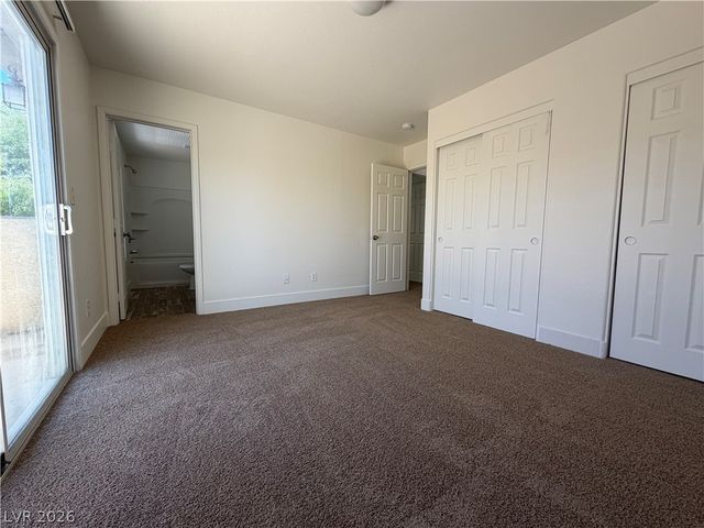 563 Shire Hall Street, Las Vegas, NV 89178