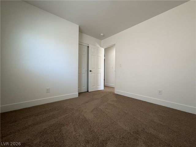 563 Shire Hall Street, Las Vegas, NV 89178
