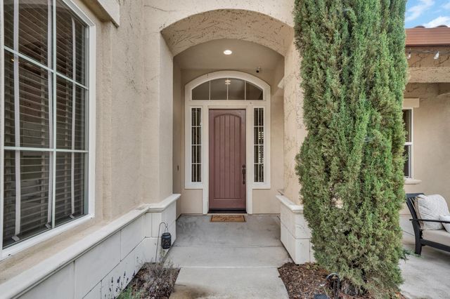 714 Chesterfield Way, Rocklin, CA 95765