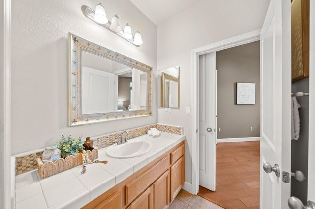 714 Chesterfield Way, Rocklin, CA 95765