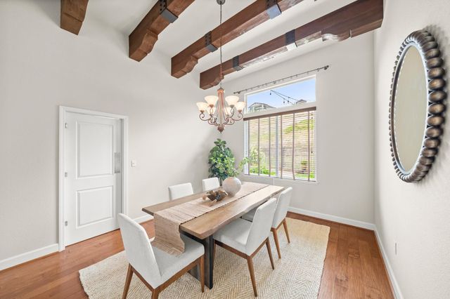714 Chesterfield Way, Rocklin, CA 95765