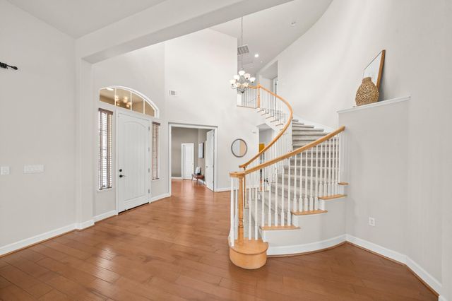714 Chesterfield Way, Rocklin, CA 95765