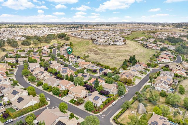 714 Chesterfield Way, Rocklin, CA 95765