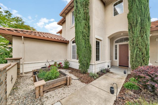 714 Chesterfield Way, Rocklin, CA 95765