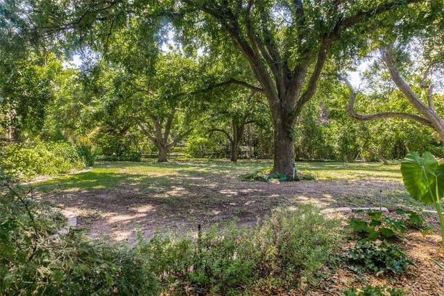 1226 E Campbell Road, Garland, TX 75044