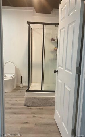 41829 Steinbeck, Novi, MI 48377