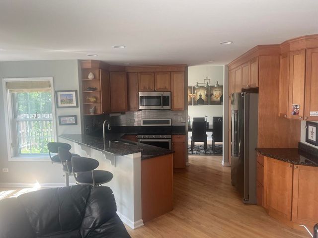 33762 N Oak Street, Grayslake, IL 60030