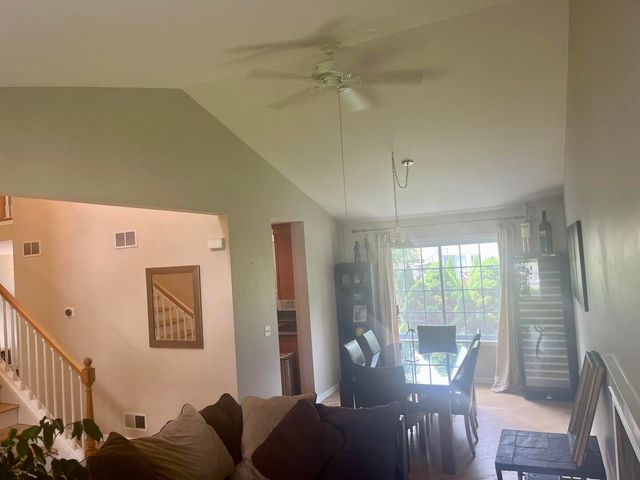 33762 N Oak Street, Grayslake, IL 60030