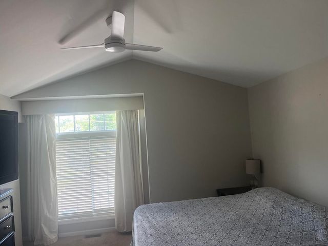 33762 N Oak Street, Grayslake, IL 60030