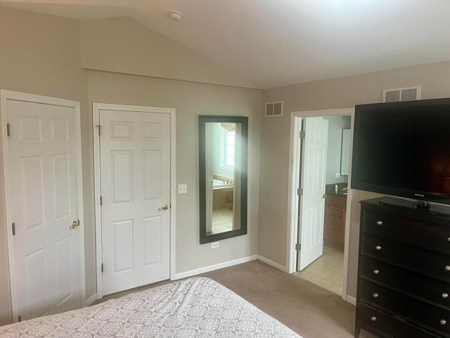 33762 N Oak Street, Grayslake, IL 60030