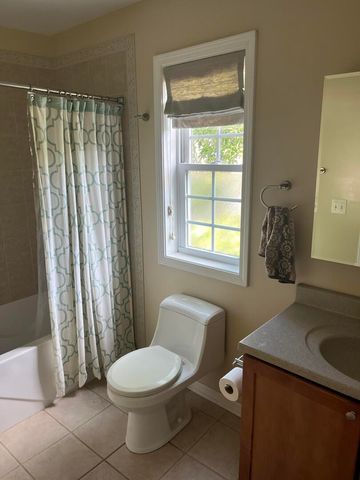 33762 N Oak Street, Grayslake, IL 60030