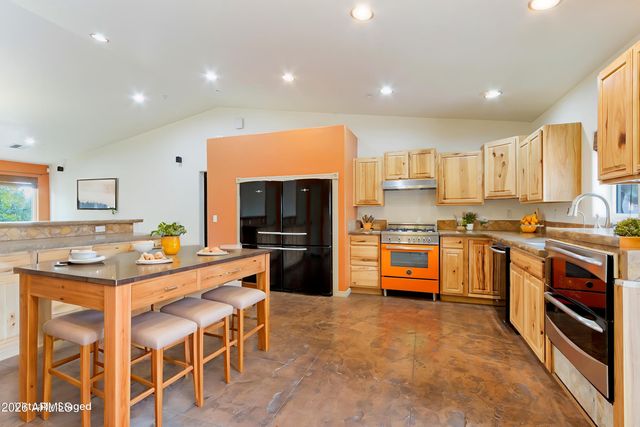 10 MOCKINGBIRD Lane, Sedona, AZ 86336