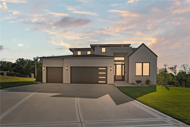 2715 NW 84th Terrace, Kansas City, MO 64154