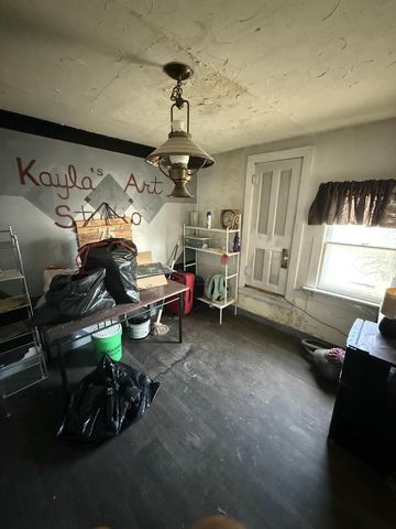 143 Waukesha ROAD, Eagle, WI 53119