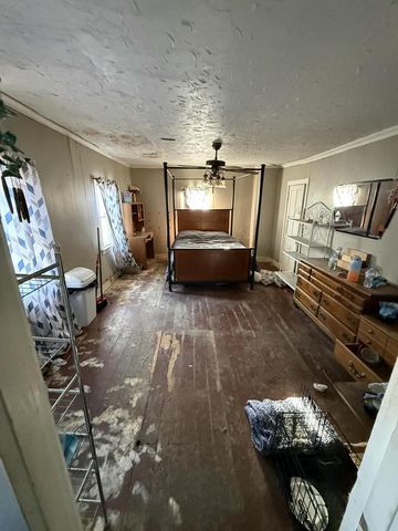 143 Waukesha ROAD, Eagle, WI 53119