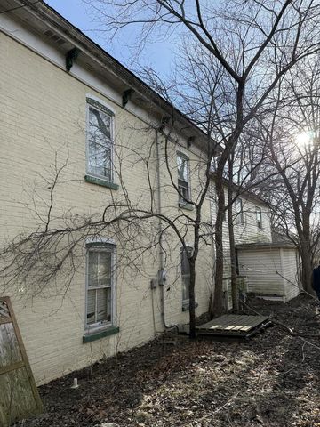 143 Waukesha ROAD, Eagle, WI 53119