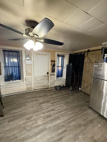 143 Waukesha ROAD, Eagle, WI 53119