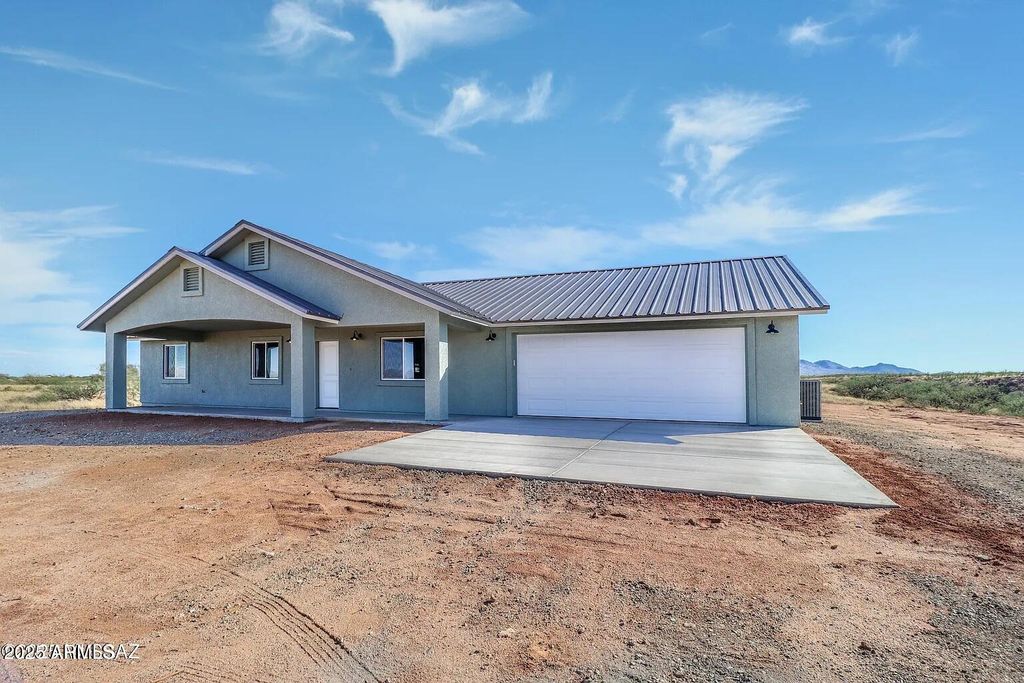 46210 N 36TH Drive, New River, AZ 85087