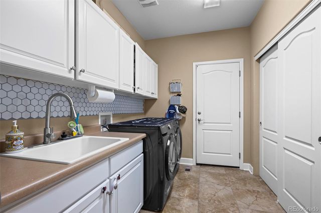 4997 Persimmon Lane, Castle Rock, CO 80109