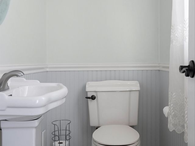 34 Spenstone Avenue, Cranston, RI 02910