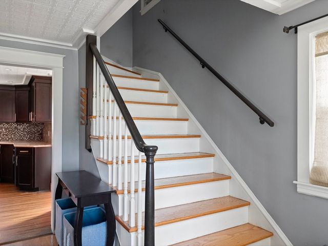 34 Spenstone Avenue, Cranston, RI 02910