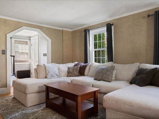 34 Spenstone Avenue, Cranston, RI 02910