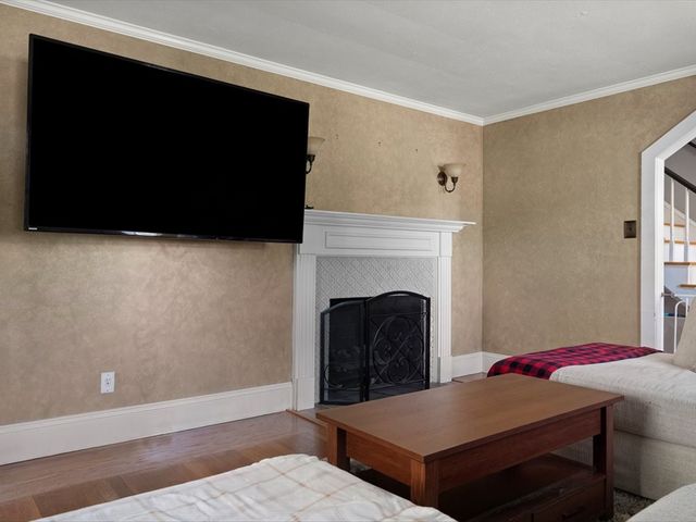 34 Spenstone Avenue, Cranston, RI 02910