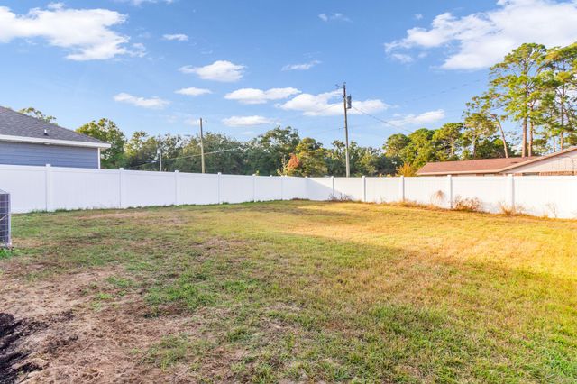 52 Magnolia Street, Niceville, FL 32578