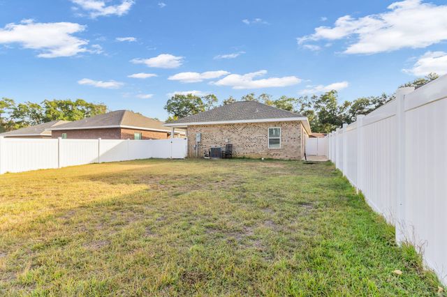 52 Magnolia Street, Niceville, FL 32578