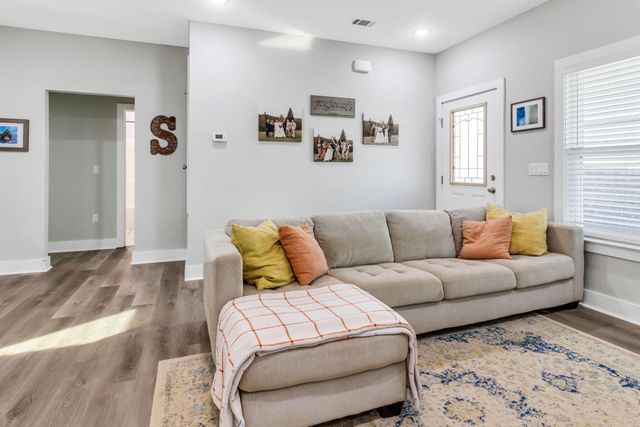 52 Magnolia Street, Niceville, FL 32578