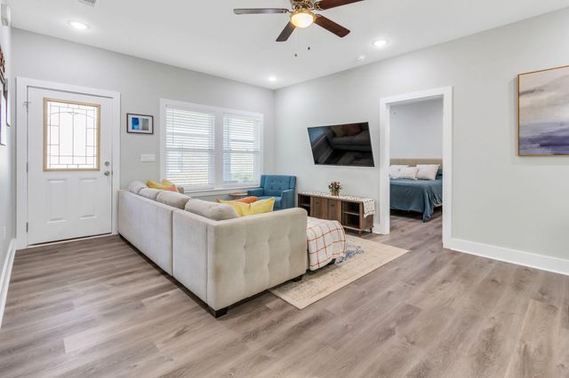 52 Magnolia Street, Niceville, FL 32578