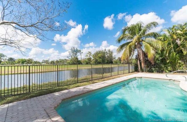 1831 Waldorf Drive, Royal Palm Beach, FL 33411