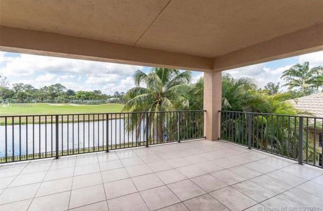 1831 Waldorf Drive, Royal Palm Beach, FL 33411