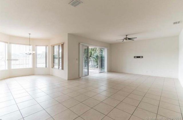 1831 Waldorf Drive, Royal Palm Beach, FL 33411