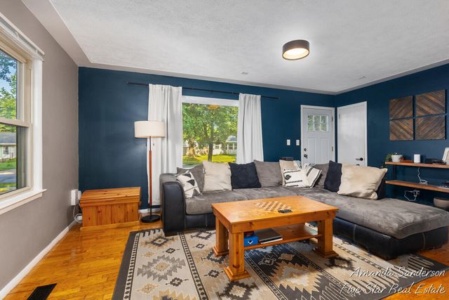 3746 Raven Avenue SW, Wyoming, MI 49509