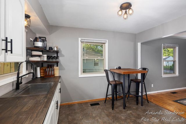 3746 Raven Avenue SW, Wyoming, MI 49509